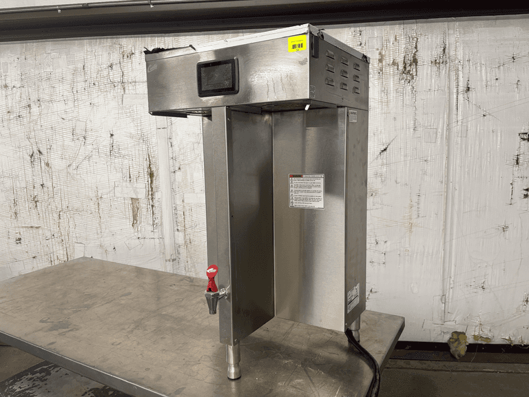 Curtis G4TP2T10A3100 Commercial Coffee Brewer, 220V