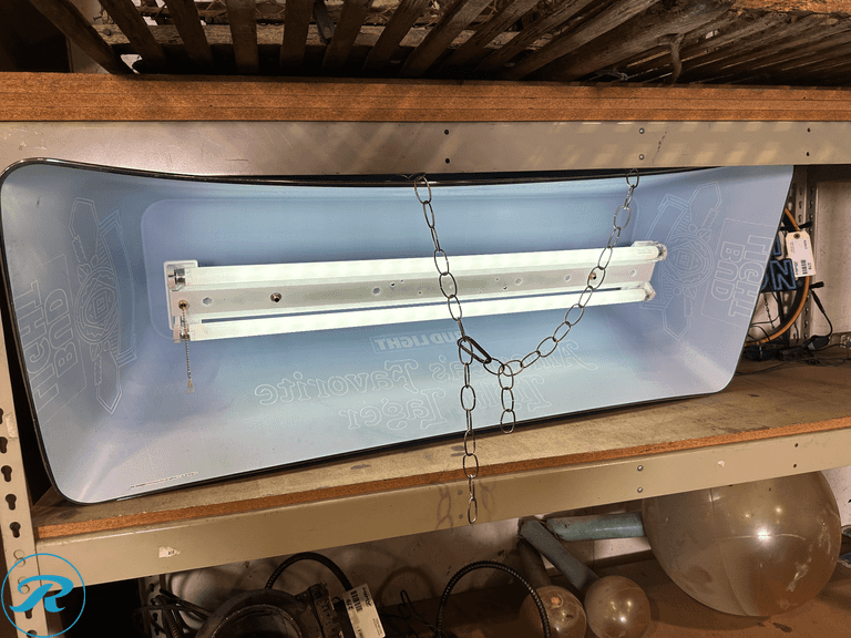 Bud Light Overhead Light - Roller Auctions