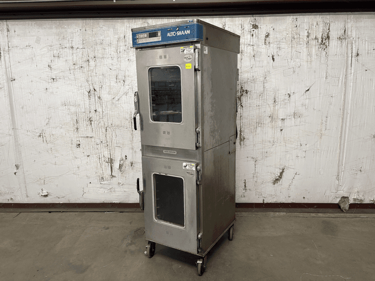 Alto-Shaam 1200-TH/III Full-Size Halo Heat Cook and Hold Oven with Casters