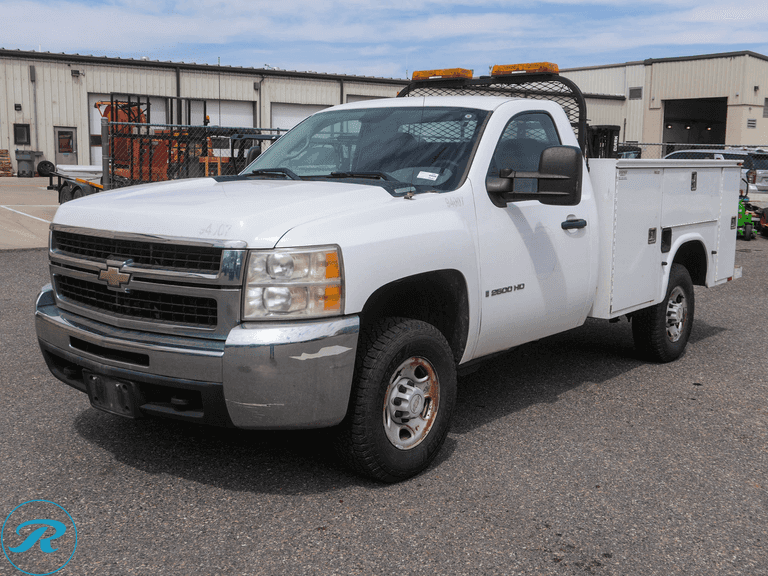 2007  Chevrolet  Silverado  2500 HD  RWD  Utility Truck