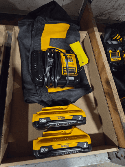 Dewalt DCB112 Charger With (2) 20V 3Ah Lithium Ion Batteries And Bag