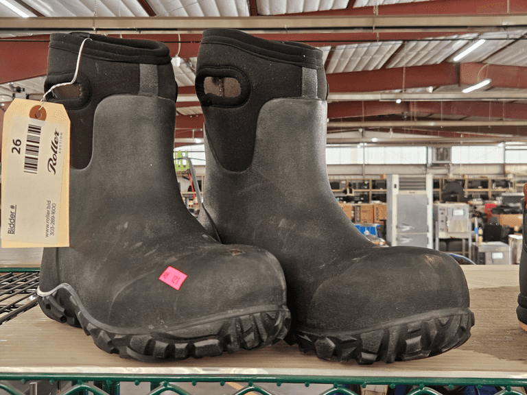 Bogs M Workman Mid CT, Slip Resistant, Chemical Resistant, Size 10