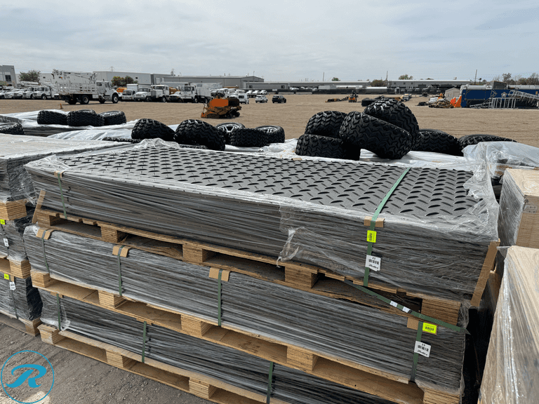 G Ranch Mat (15) New I-Ranch IRGPM Ground Protection Mats, 4' x 8' x 0.5