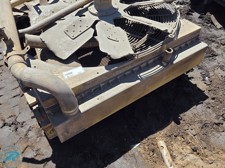 Caterpillar 615 Scraper Radiator and Fan Assembly (Condition Unknown ...