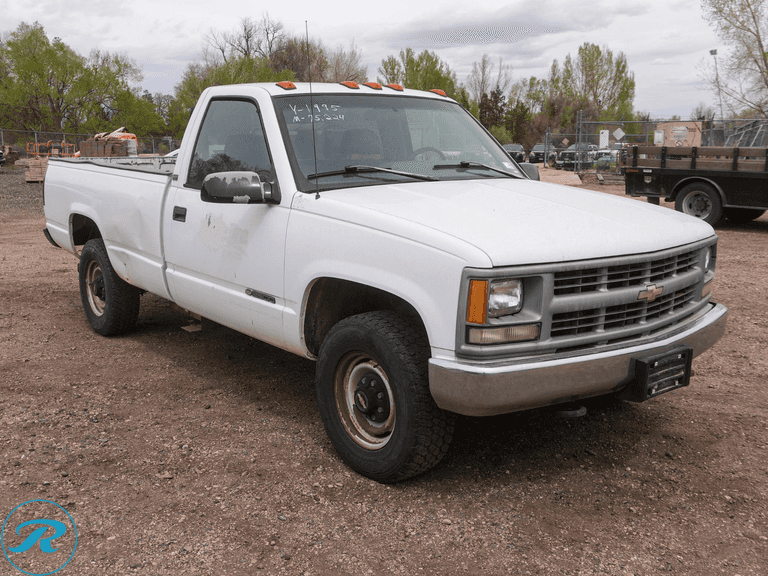 1995 Chevrolet CK2500 Cheyenne RWD Pickup - Roller Auctions