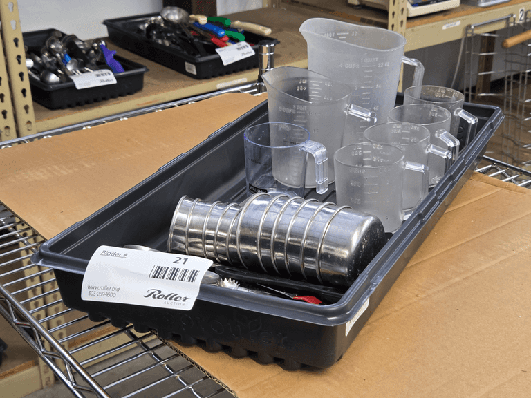 Tray of Measuring Cups, Stainless Measuring Cups and Spoons