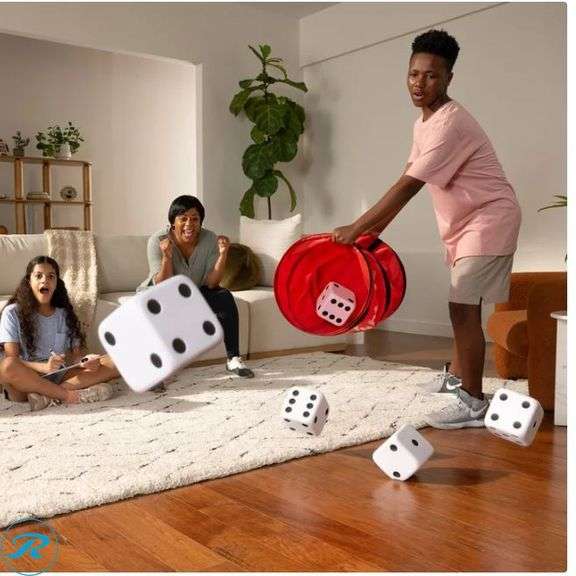 Huge Yahtzee - Used/Minor Damaged