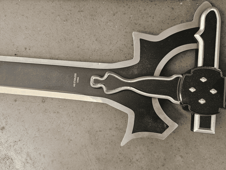 Sword Art Online Replica Sword with Sheath - Roller Auctions