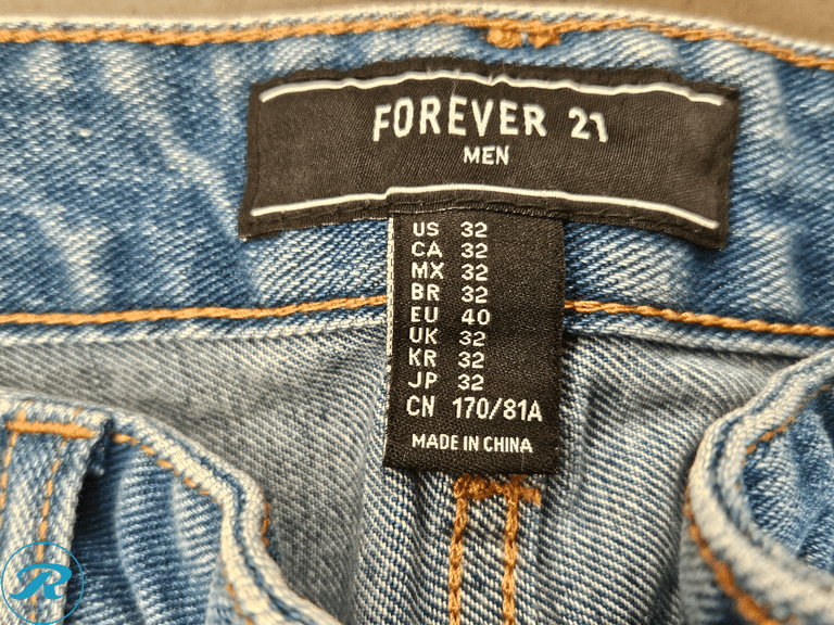 Jeans, Forever 21 and Hollister, Distressed Denim, Various Sizes - Roller Auctions
