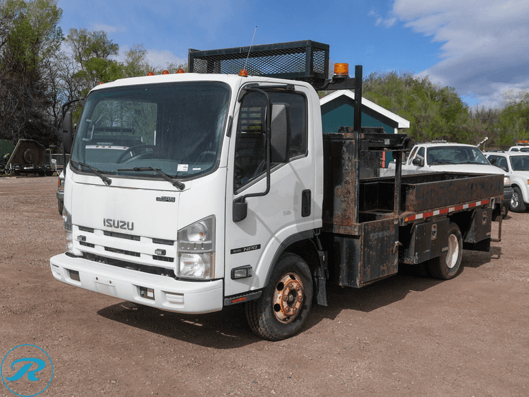 2012  Isuzu  NPR   RWD  Flatbed Truck