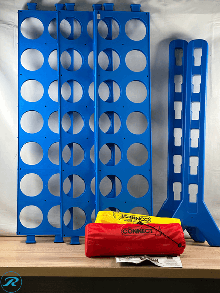 Hasbro: Connect 4 Giant Edition- Used