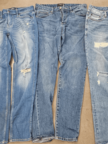 Jeans, Forever 21 and Hollister, Distressed Denim, Various Sizes - Roller Auctions