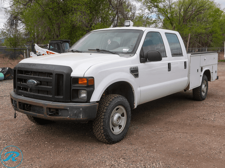 2008  Ford  F250   Super Duty XL   4WD Crew Cab  Utility Truck