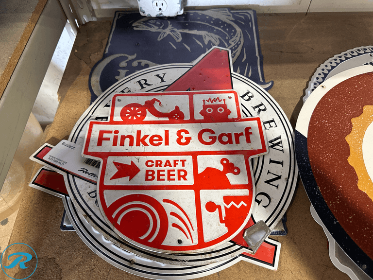 Beer Signs - Roller Auctions