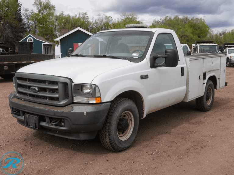 2003  Ford  F250    Super Duty XL  RWD  Utility Truck