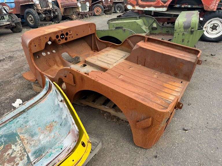 Willys Jeep CJ-2A Body - Roller Auctions