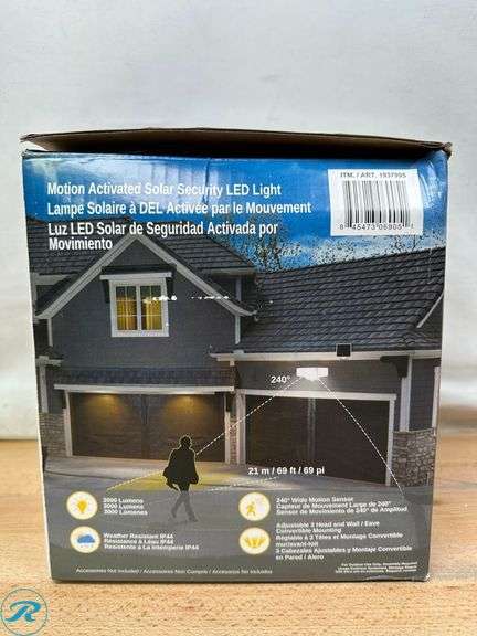Lutec Motion Activated Solar Security LED Light - Like New/Open Box ...
