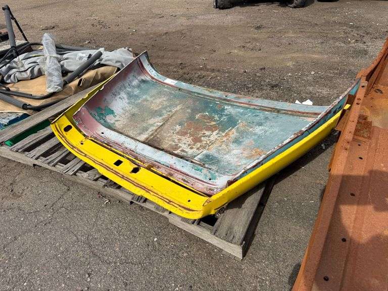 Pallet of Willys Jeep Hoods - Roller Auctions
