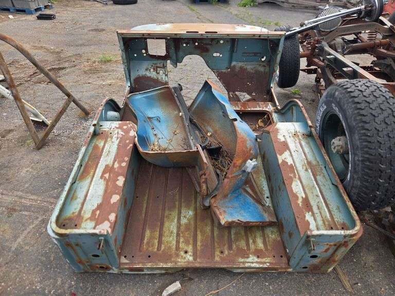 Willys Jeep CJ-2A Body - Roller Auctions