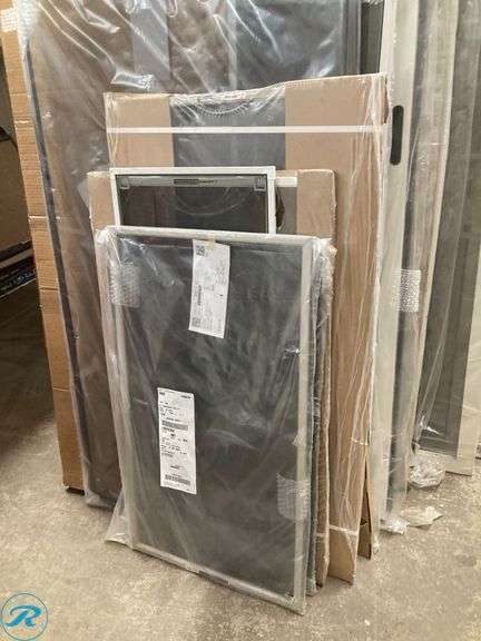 Assorted Door and Windo Springs Panel Screen, different and sizes Colors. (Please see Pictures) - Roller Auctions