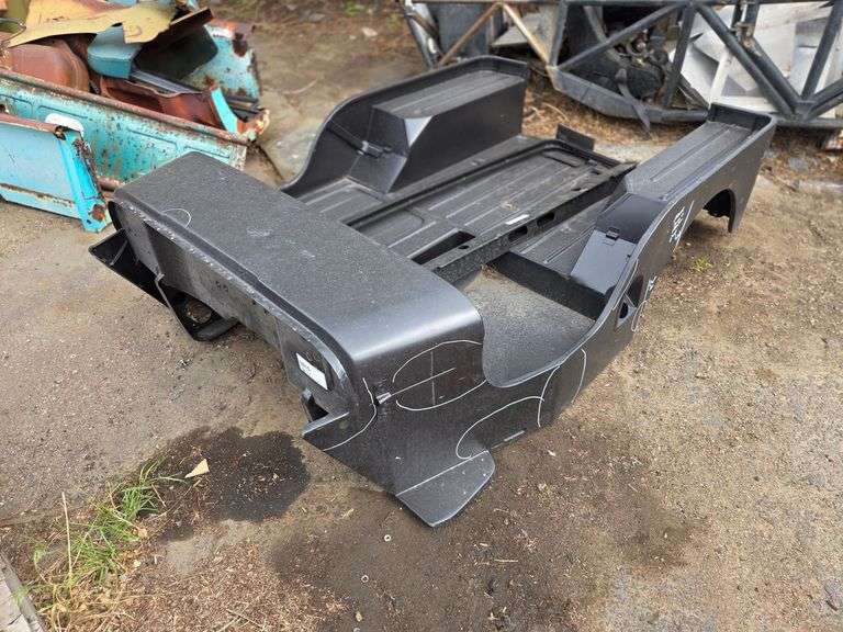 Willys Jeep CJ7 Body - Roller Auctions