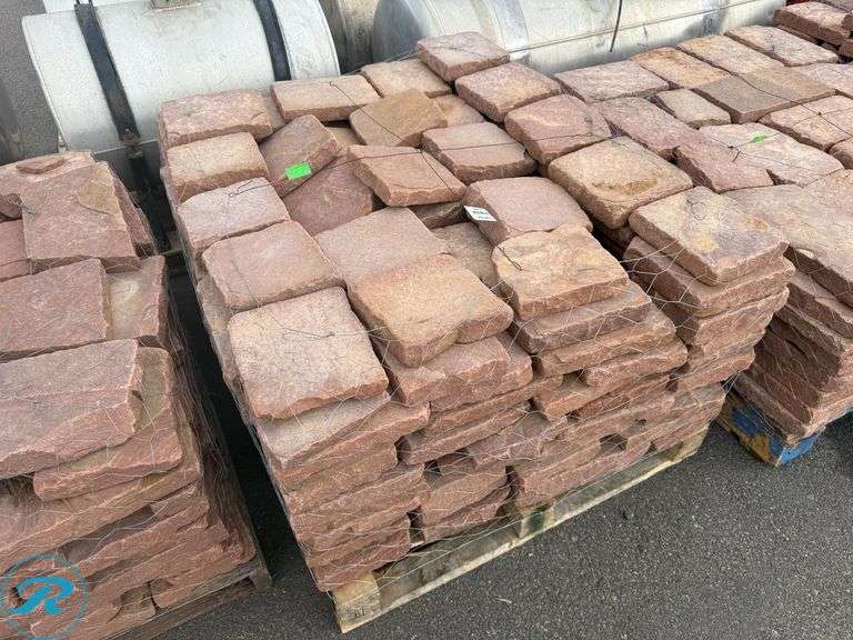 Palleyt Rocks Pallet of Landscape Rocks - Roller Auctions