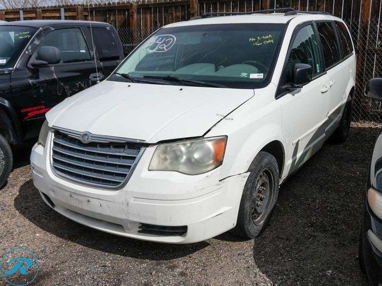 2010  Chrysler  Town & Country LX  FWD