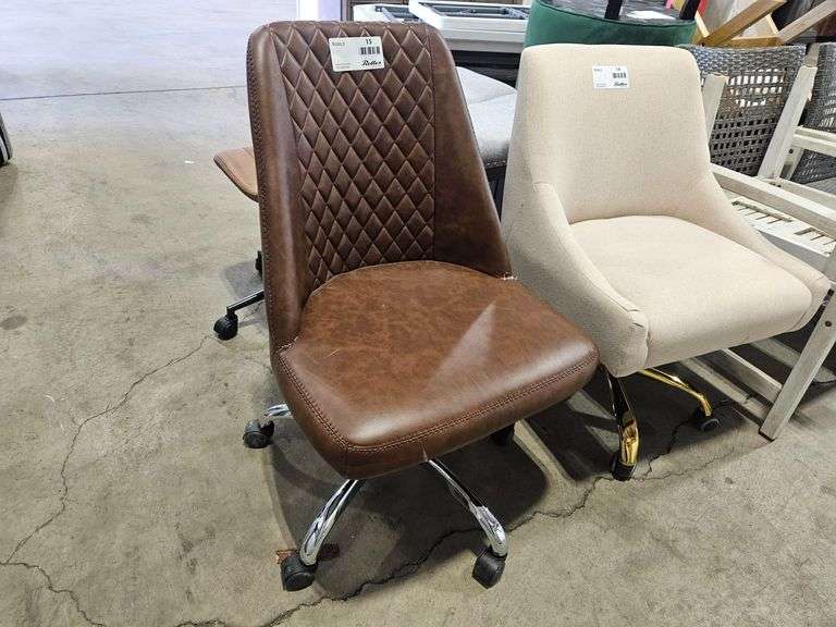 Brown Faux Leather Diamond Tufted Office Chair with Chrome Base