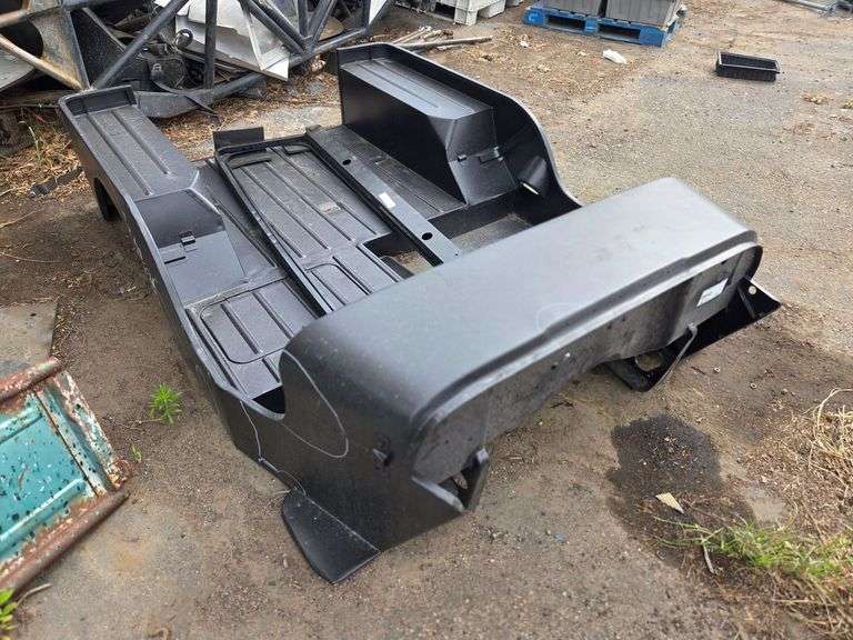 Willys Jeep CJ7 Body - Roller Auctions