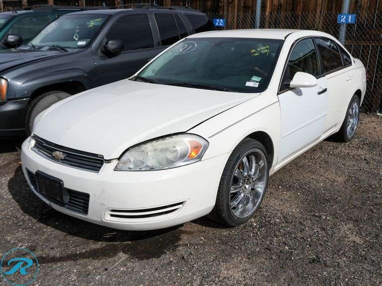 2009  Chevrolet  Impala LT  FWD