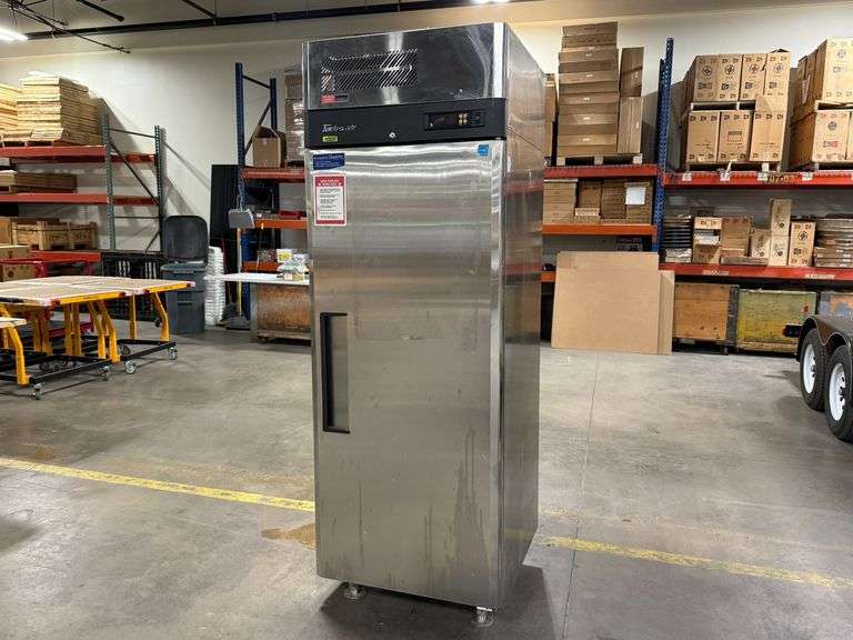Turbo Air M3R24-1-N Single Door Reach-In Refrigerator