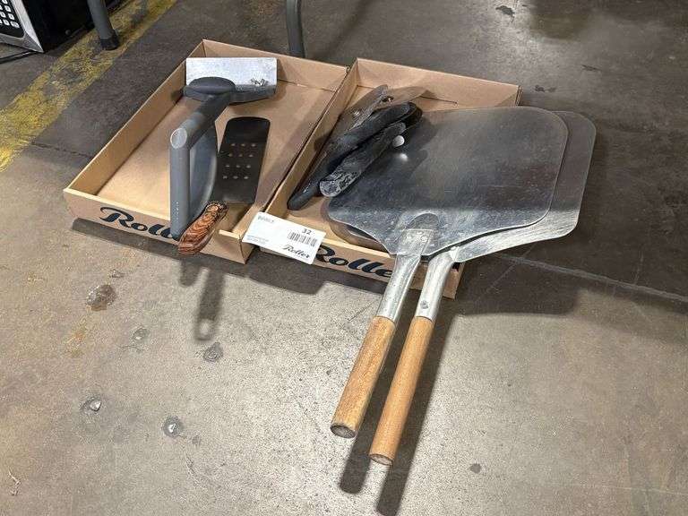 Pizza Peels, Pizza Cutters, Spatula, Grill Scraper