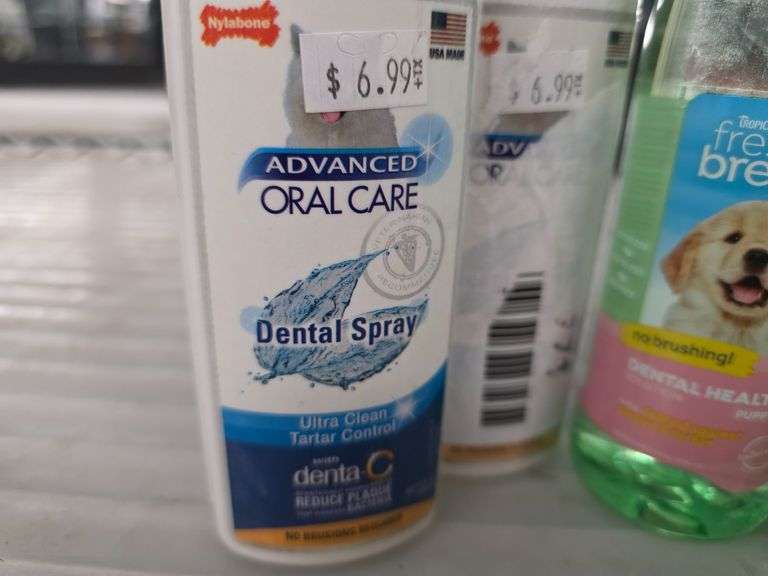 (2) Nylabone Advanced Oral Care Dental Spray, (3) TropiClean Fresh Breath Oral Care Sprays - Roller Auctions