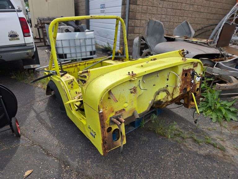 Willys Jeep CJ5 Body - Roller Auctions