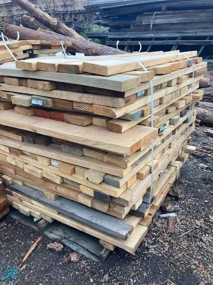 Pallet of Assorted lumber Boards, perfect for DIY projects include some Pressure treated, Different Sizes Starting from 2-in x 2-in x 2-ft to 2-in x 6-in x 2 ft