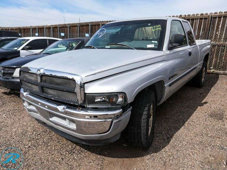 2001  Dodge  Ram 1500 ST  RWD