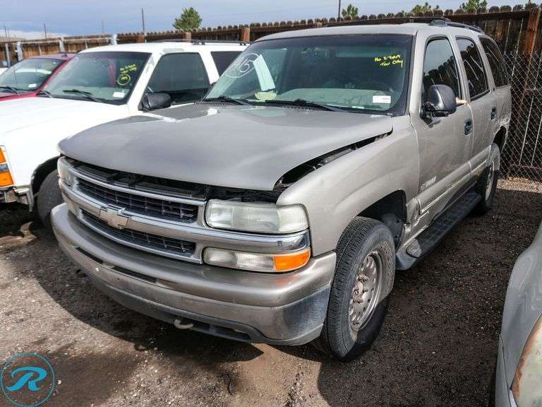 2000  Chevrolet  Tahoe   4WD