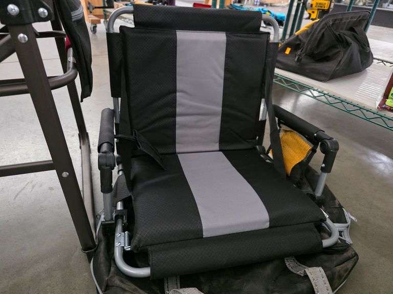 Sunnyfeel Folding Director's Chair With Side Table And Carry Bag, Plus Foldable Stadium Seat - Roller Auctions