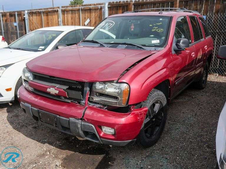 2004  Chevrolet  Trailblazer LS  4WD