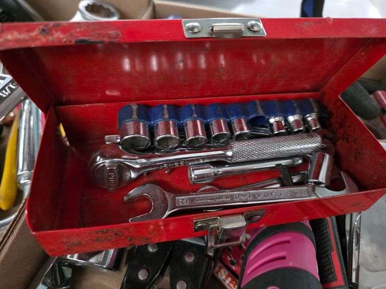 Hand Tools, Pliers, Wrenches, Screwdrivers, Socket Set, Pullers - Roller Auctions