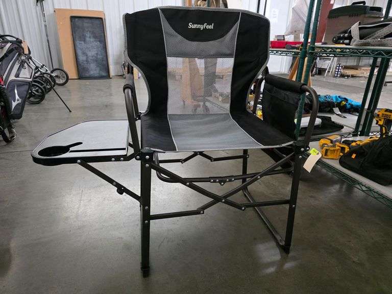 Sunnyfeel Folding Director's Chair With Side Table And Carry Bag, Plus Foldable Stadium Seat - Roller Auctions