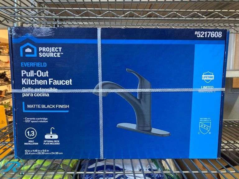 New - Project Source Ever Field Matte Black Silgle Handle Deek - Mount pull-out Kitchen Faucet with sprayer.