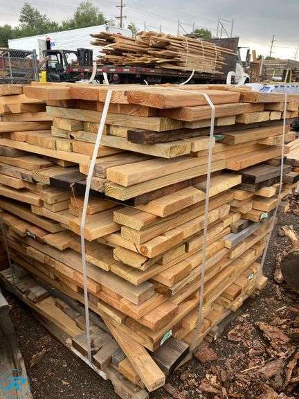 Pallet of Assorted lumber Boards, perfect for DIY projects include some Pressure treated, Different Sizes Starting from 2-in x 3-in x 2-ft to 2-in x 6-in x 3 ft