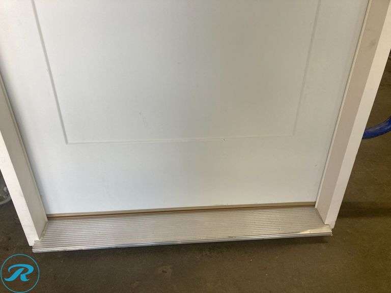 New - RELIABILT Craftsman 32-in x 80-in x 4-9/16-in Steel Left-hand inswing Primed Prehung Residential Insulating core Front Door - Roller Auctions