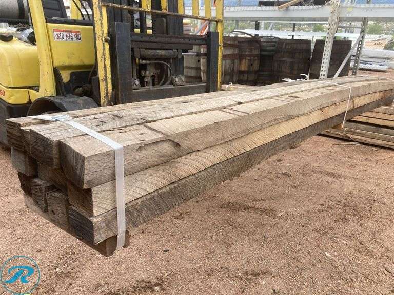 (12) 1 1/2-in x 3 1/2 in x 10-ft Oak. Very Difficult and rare to find it - Roller Auctions