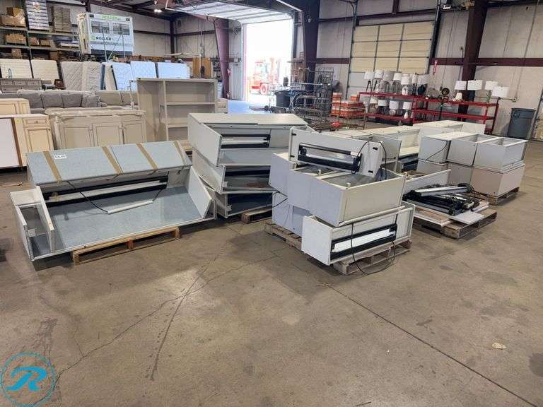 (8) Pallets of Cubicle Hutches and Parts