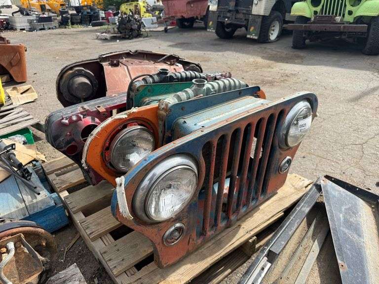 Pallet of Willys Jeep Front Grille and Radiator Assemblies - Roller Auctions