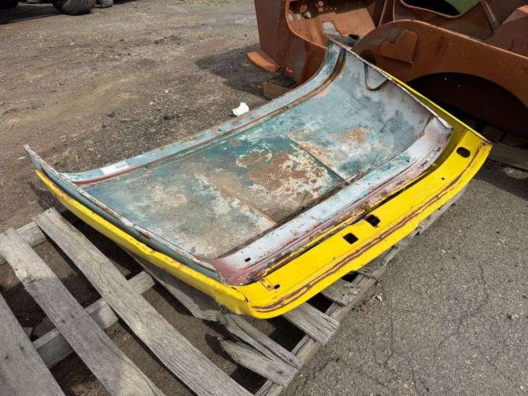 Pallet of Willys Jeep Hoods - Roller Auctions