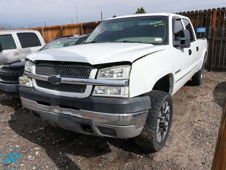 2003  Chevrolet  Silverado 2500 LS  4WD
