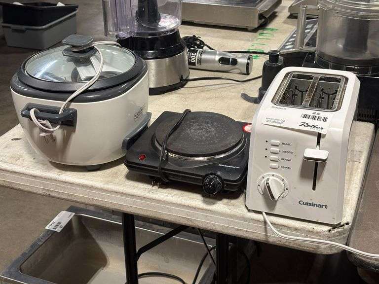 Black+Decker RC516 Rice Cooker, Elite Gourmet ESB-301BF Electric Burner, Cuisinart CPT-122 Toaster